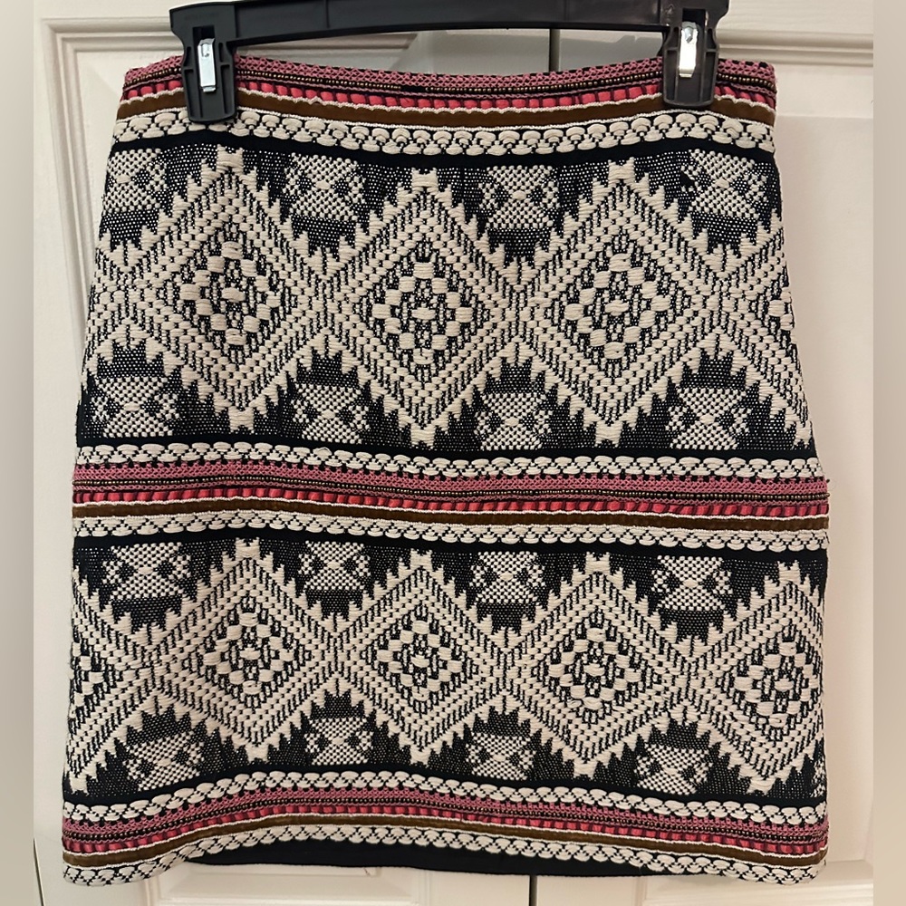 Anthropologie Woven Skirt, Size 6.